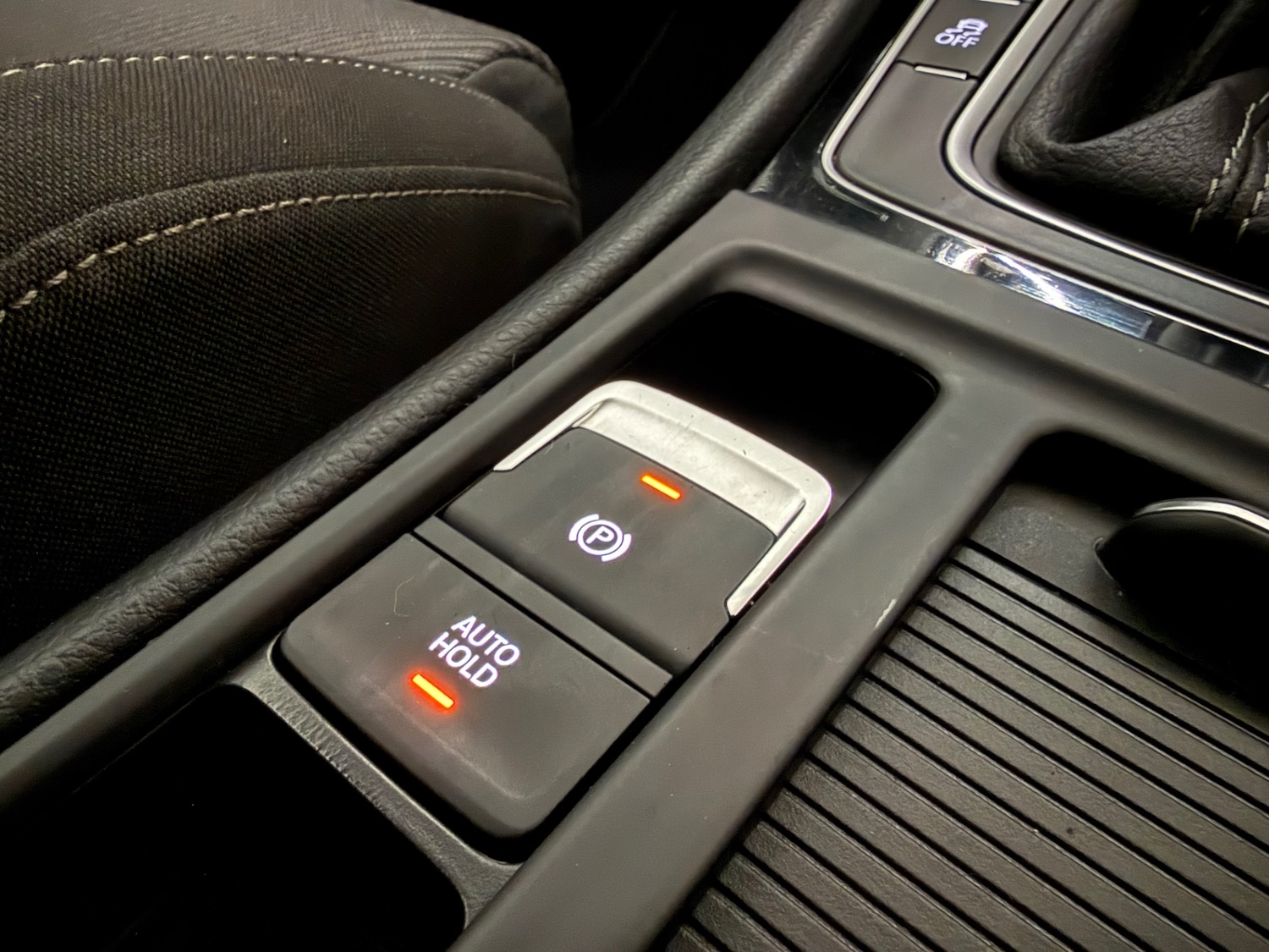 Used Volkswagen Golf 2018 for sale - 76969827: Photo 33