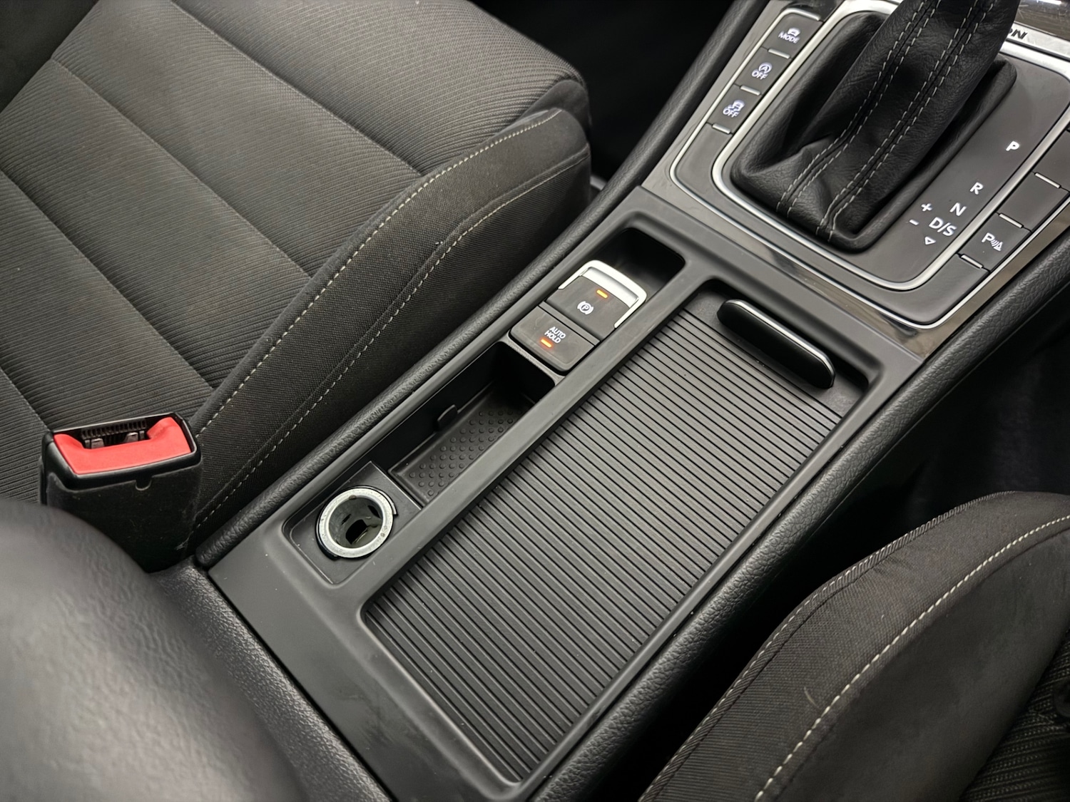 Used Volkswagen Golf 2018 for sale - 76969827: Photo 34