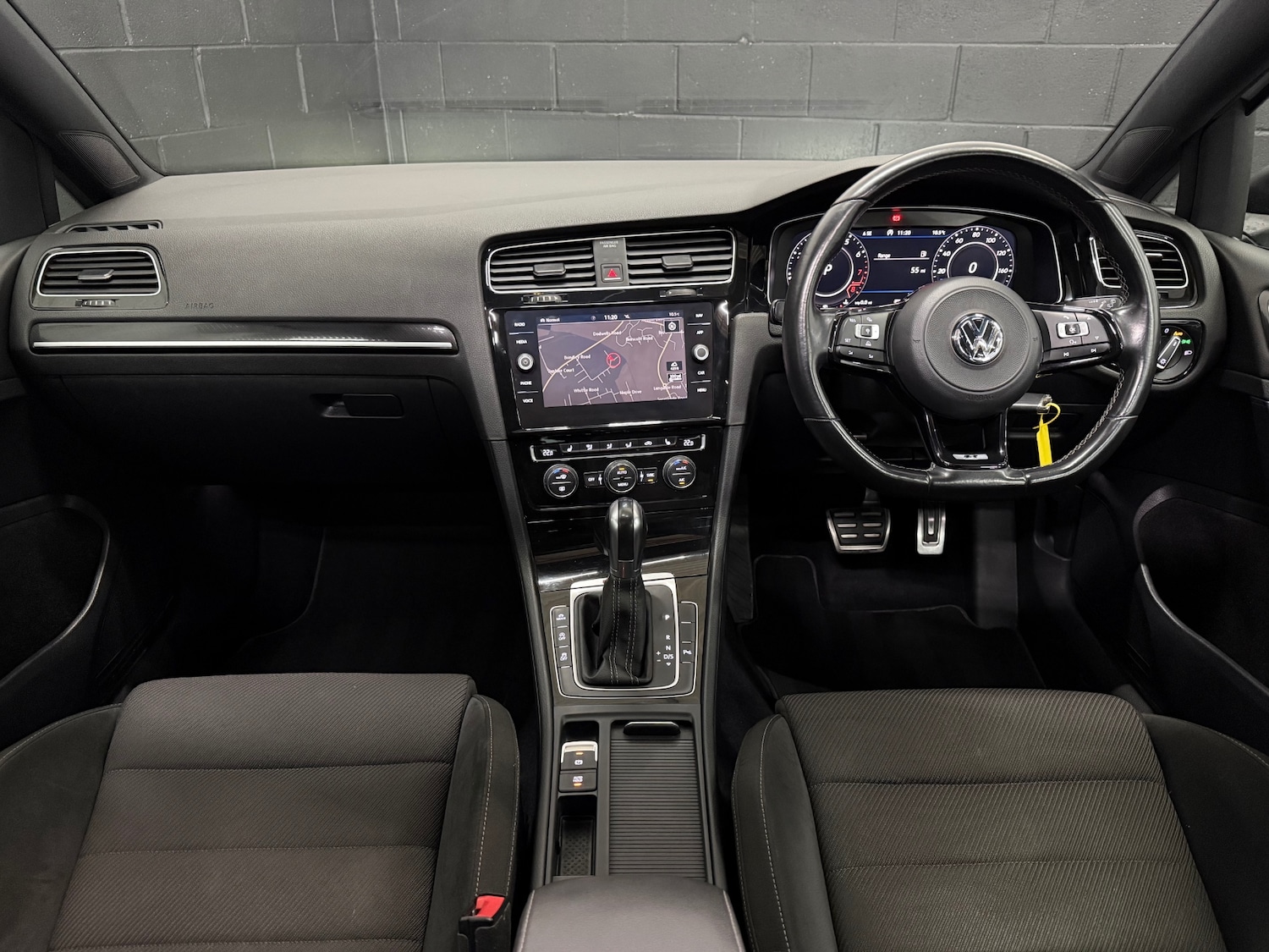 Used Volkswagen Golf 2018 for sale - 76969827: Photo 9