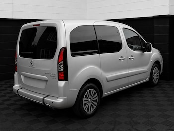 Used Peugeot Partner Tepee 2015 for sale - 78915539: Photo