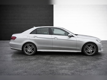 Used Mercedes-Benz E Class 2013 for sale - 77630064: Photo