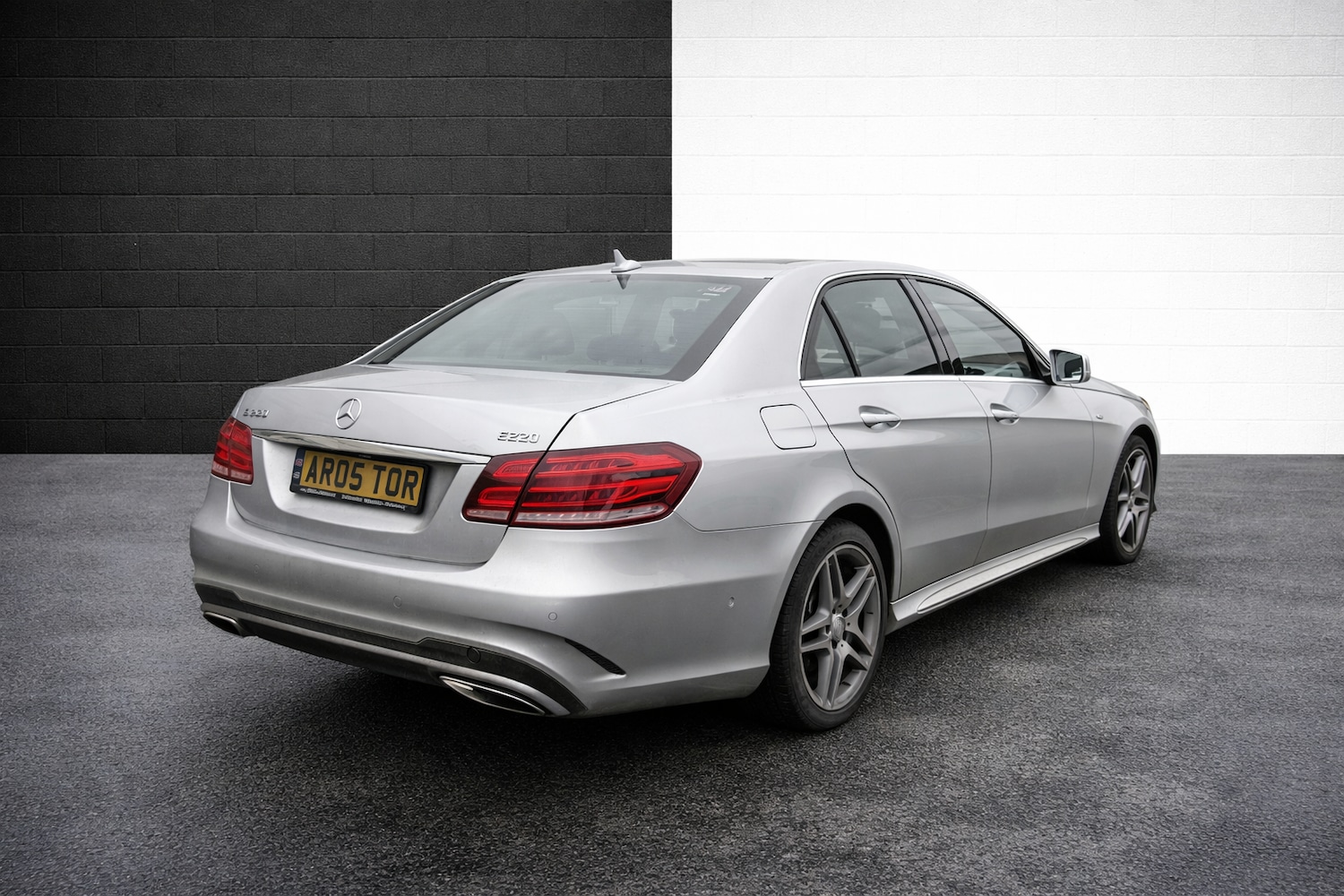 Used Mercedes-Benz E Class 2013 for sale - 77630064: Photo 5