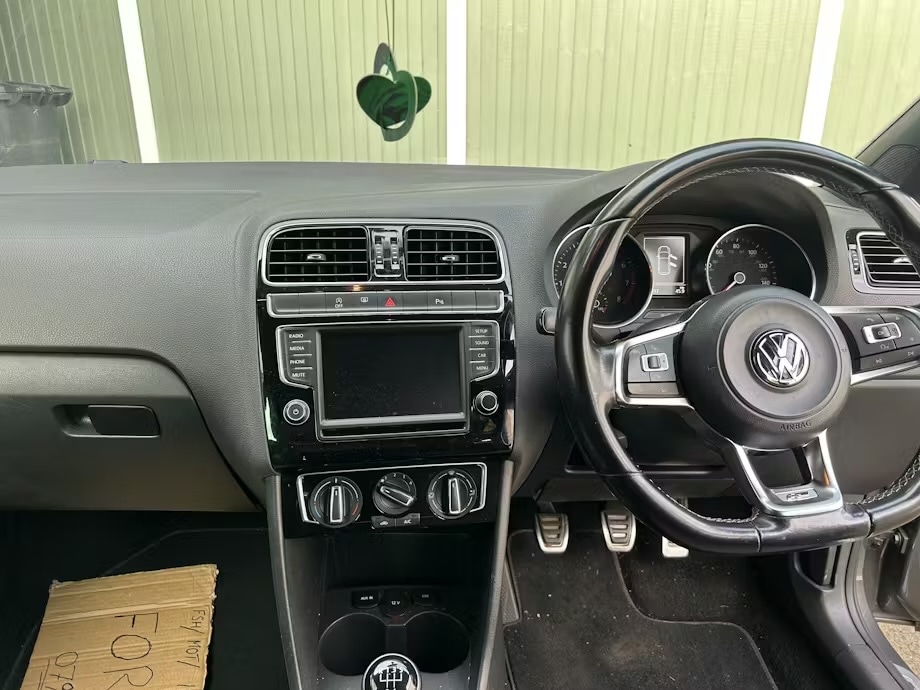 Used Volkswagen Polo 2017 for sale - 77778886: Photo 6