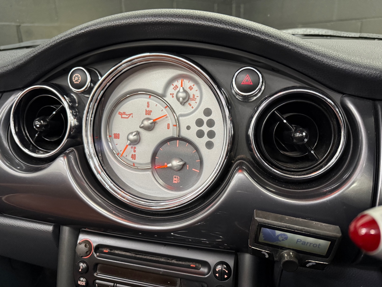 Used MINI Convertible 2008 for sale - 76845993: Photo 18