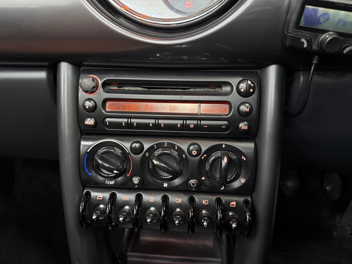 Used MINI Convertible 2008 for sale - 76845993: Photo 19