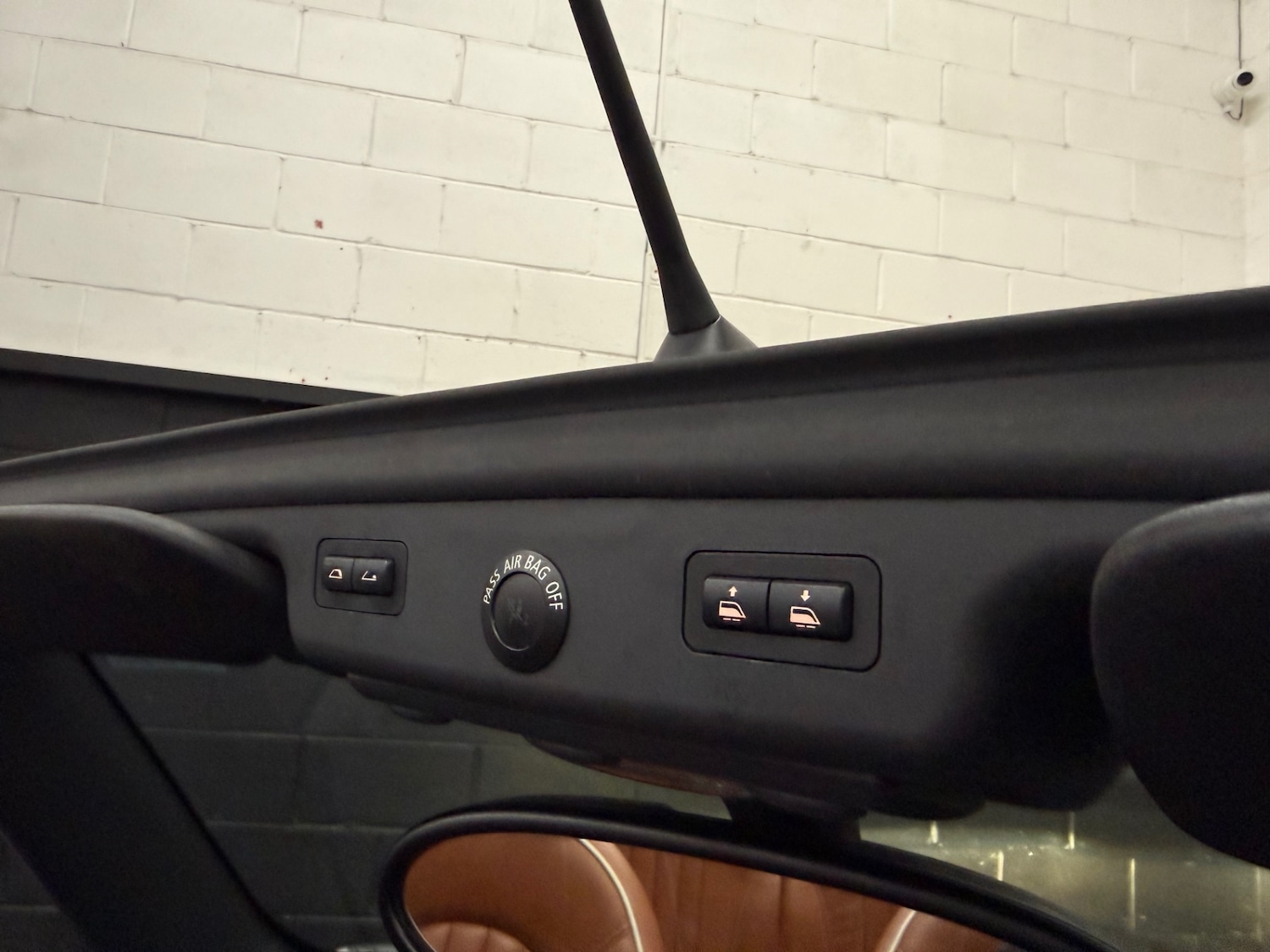 Used MINI Convertible 2008 for sale - 76845993: Photo 21