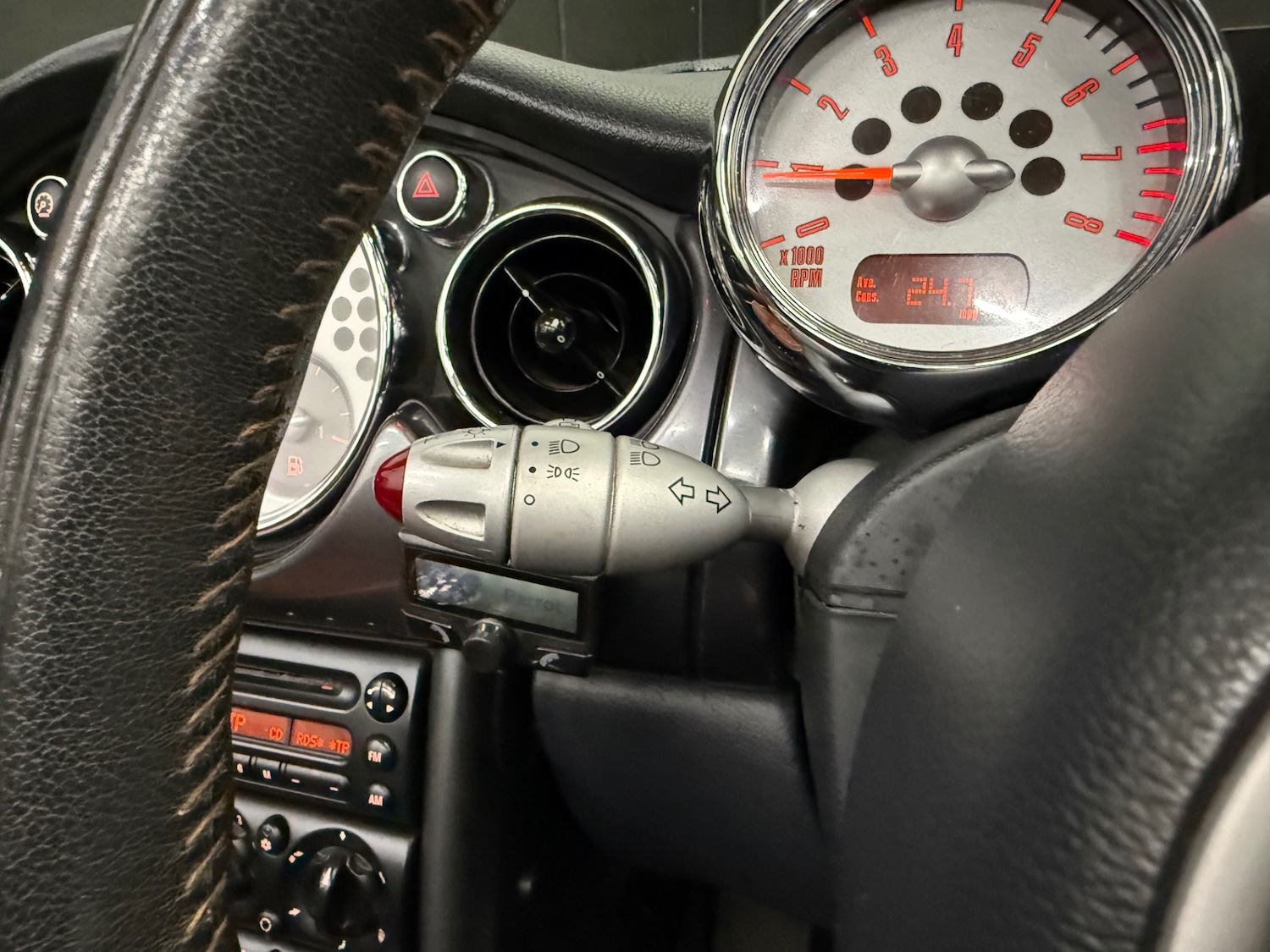 Used MINI Convertible 2008 for sale - 76845993: Photo 23