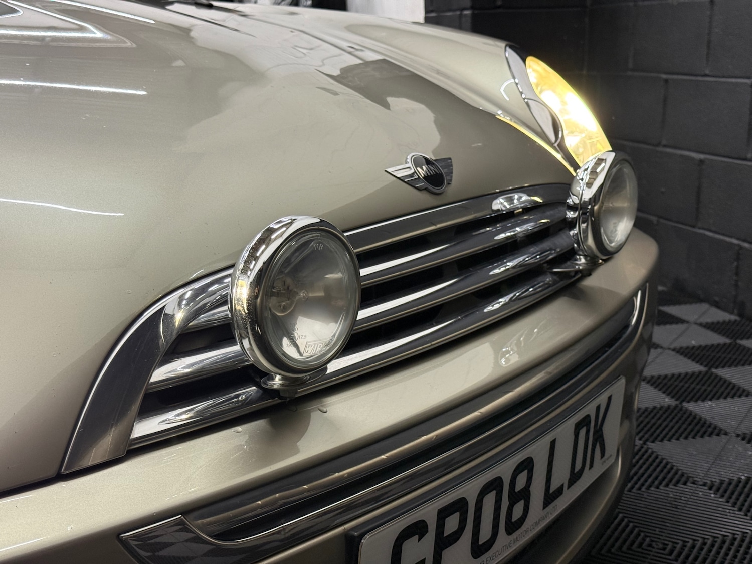 Used MINI Convertible 2008 for sale - 76845993: Photo 25