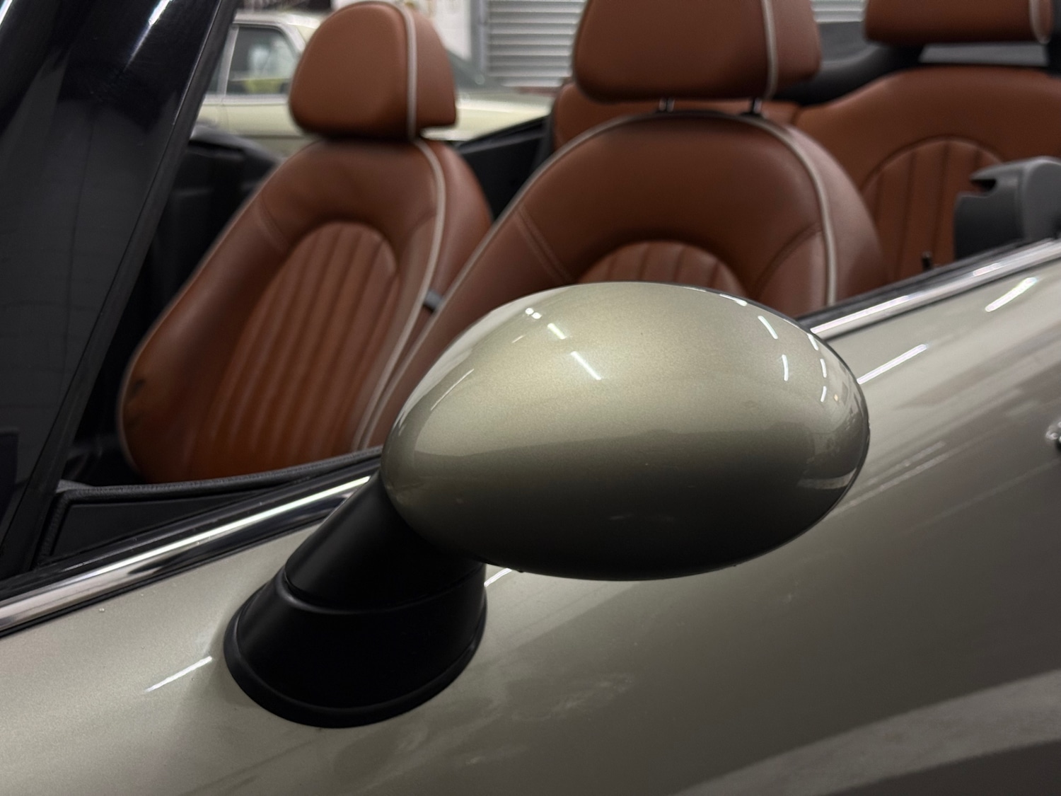 Used MINI Convertible 2008 for sale - 76845993: Photo 28