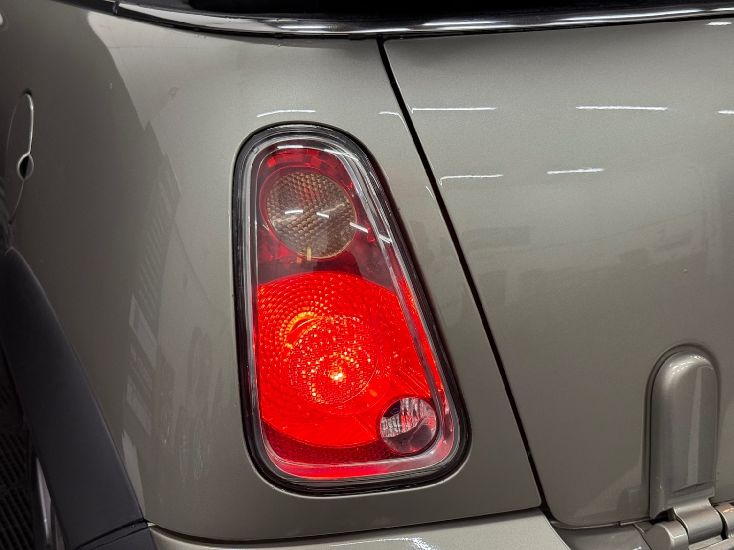 Used MINI Convertible 2008 for sale - 76845993: Photo 30