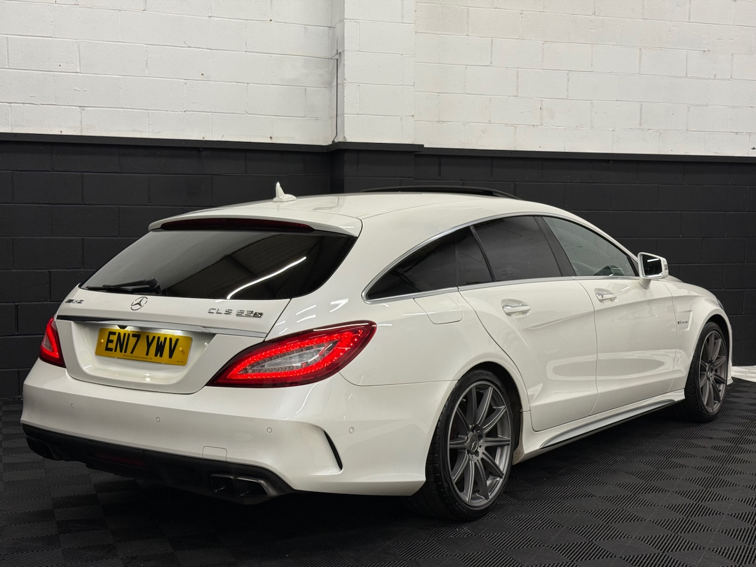Used Mercedes-Benz CLS 2017 for sale - 76288649: Photo 3