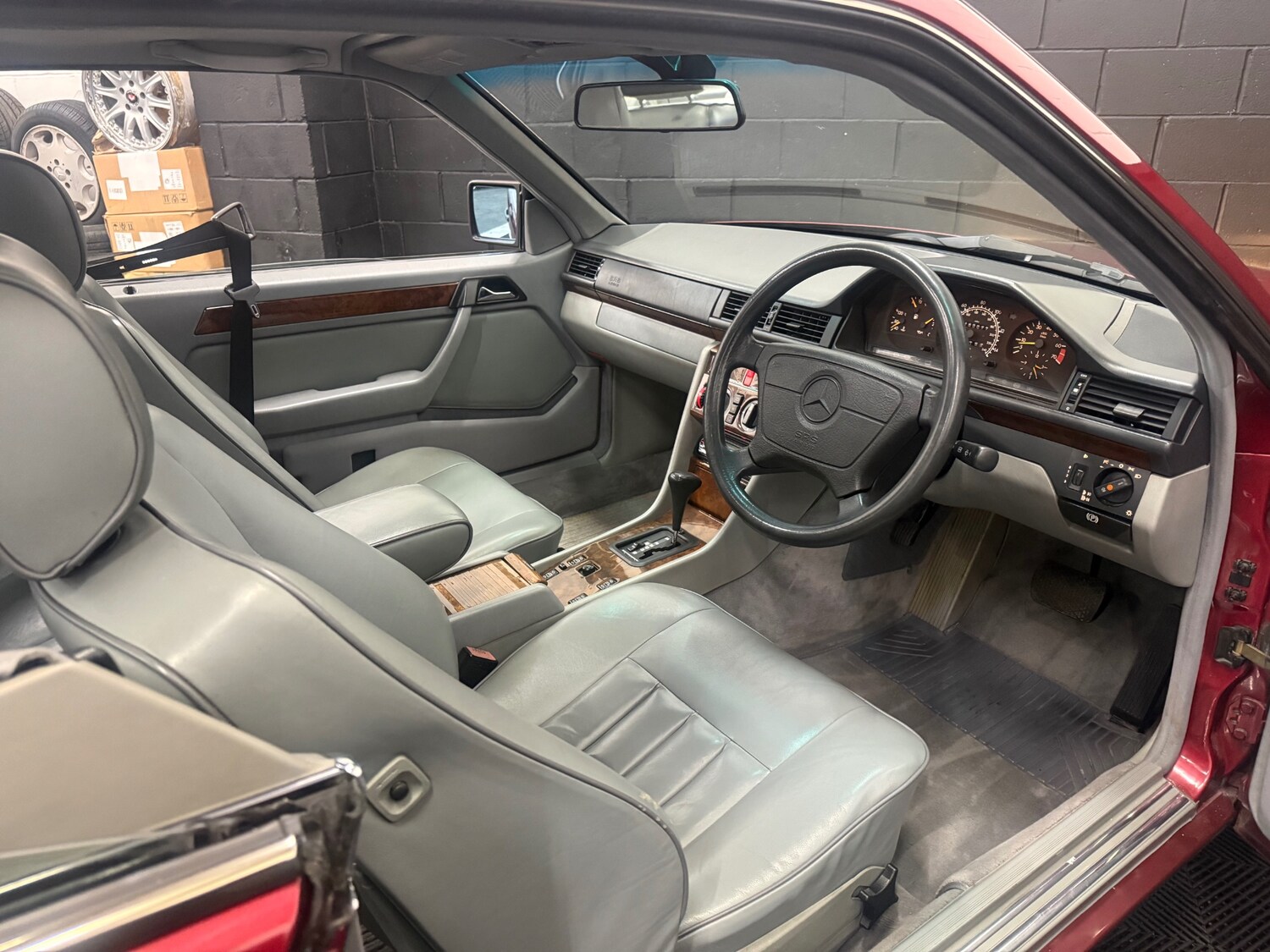 Used Mercedes-Benz E Class 1994 for sale - 77364413: Photo 10