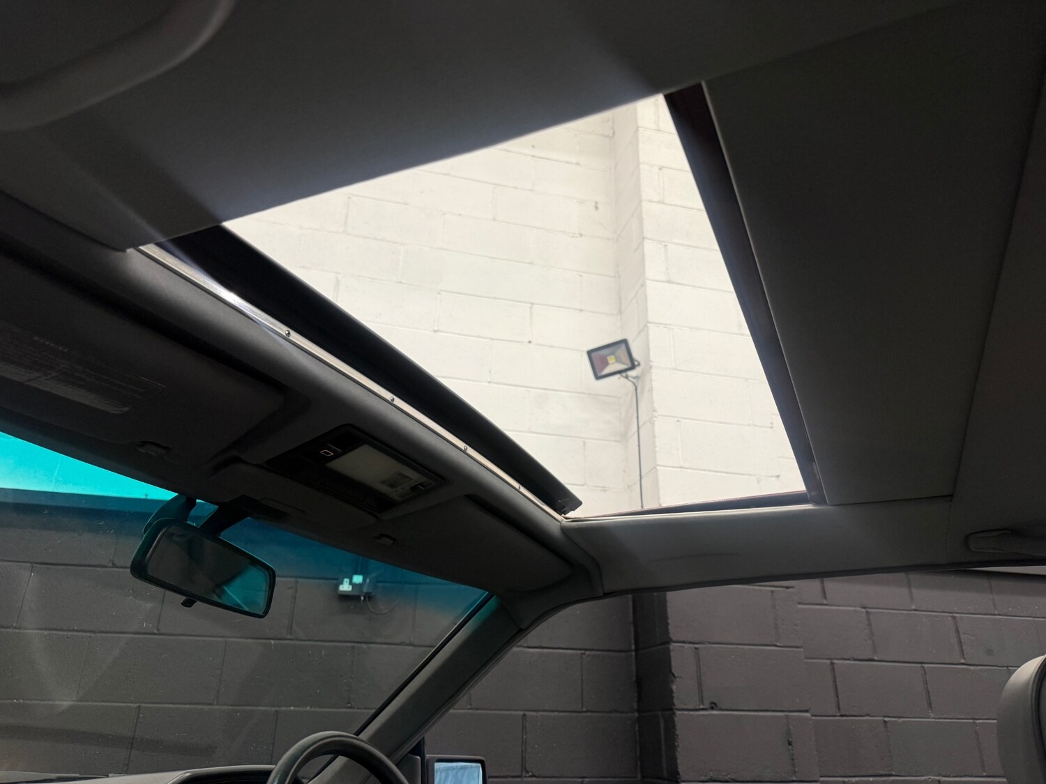 Used Mercedes-Benz E Class 1994 for sale - 77364413: Photo 21