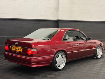 Used Mercedes-Benz E Class 1994 for sale - 77364413: Photo