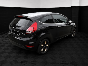 Used Ford Fiesta 2016 for sale - 78614260: Photo