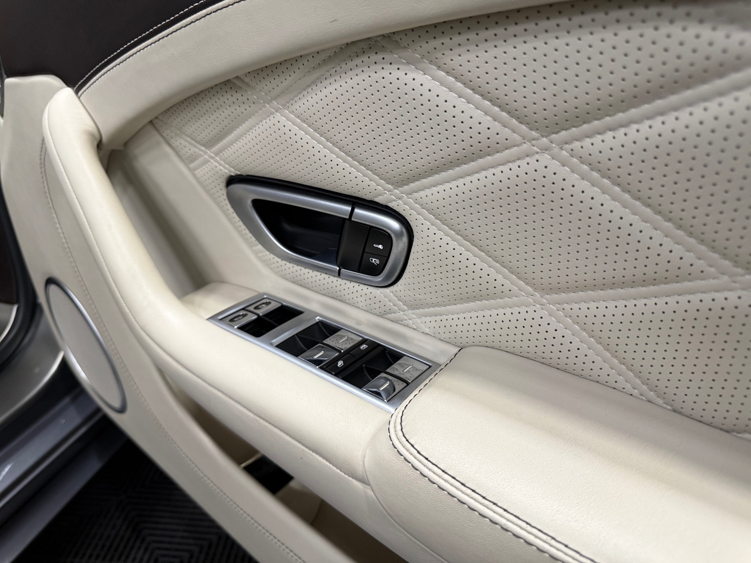 Used Bentley Continental 2013 for sale - 78155696: Photo 42