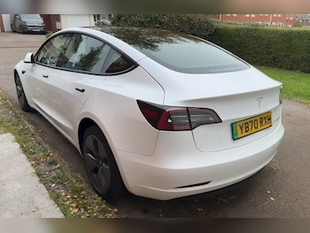 Used Tesla Model 3 2020 for sale - 76290052: Photo 4
