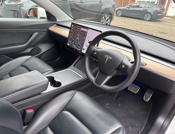 Used Tesla Model 3 2020 for sale - 76290052: Photo 6