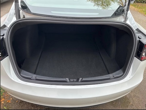 Used Tesla Model 3 2020 for sale - 76290052: Photo 9