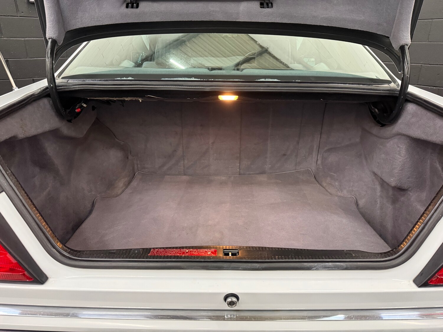 Used Mercedes-Benz C Class 1990 for sale - 77364424: Photo 16