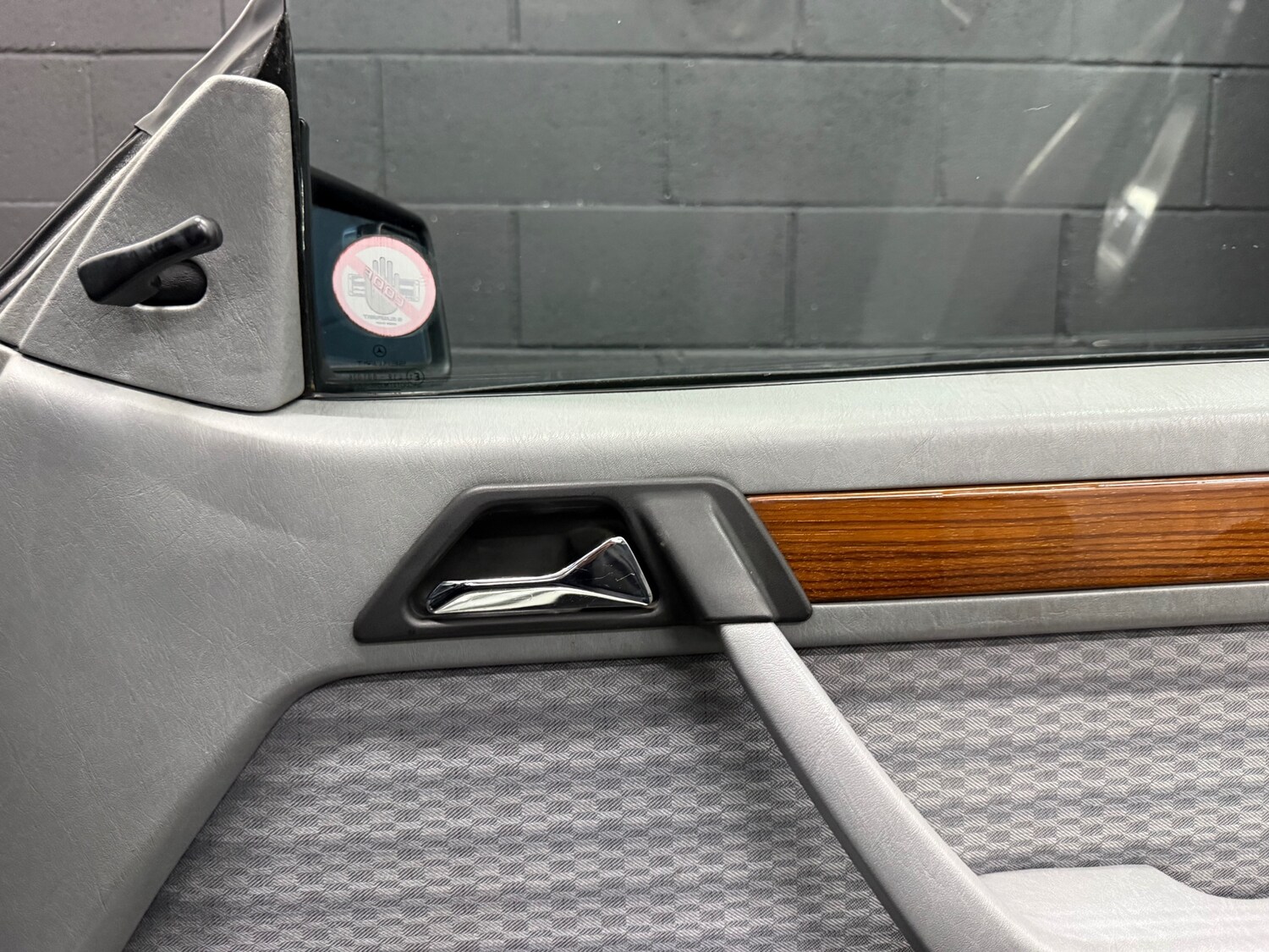 Used Mercedes-Benz C Class 1990 for sale - 77364424: Photo 25