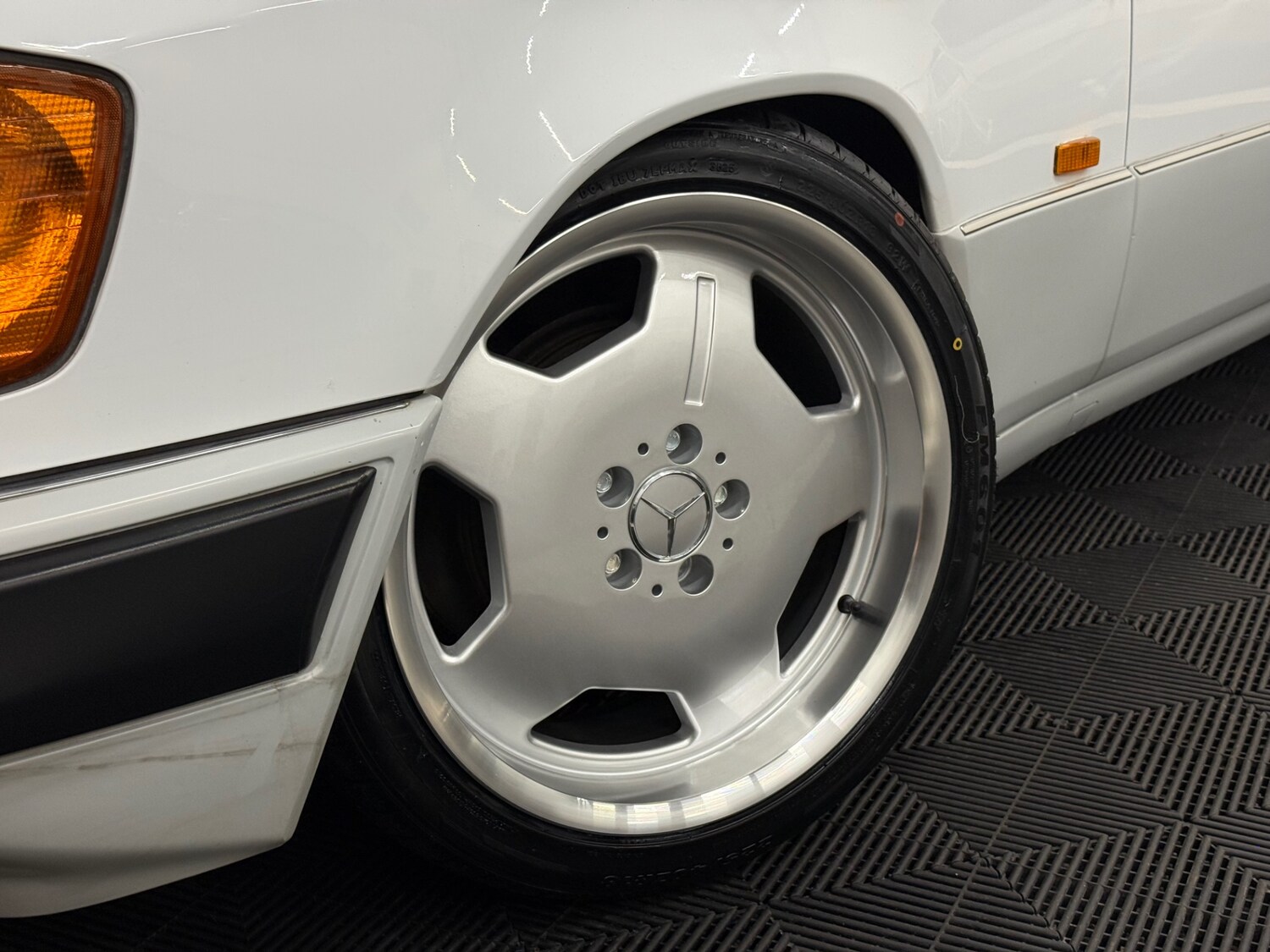 Used Mercedes-Benz C Class 1990 for sale - 77364424: Photo 33