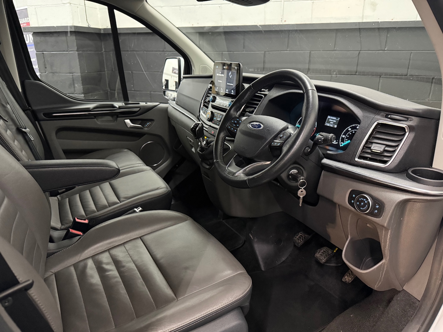 Used Ford Tourneo Custom 2020 for sale - 76780086: Photo 10