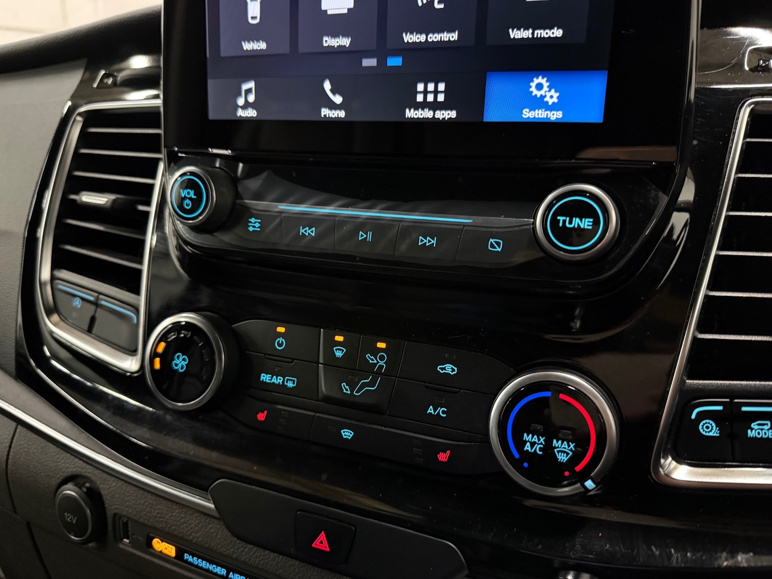 Used Ford Tourneo Custom 2020 for sale - 76780086: Photo 28