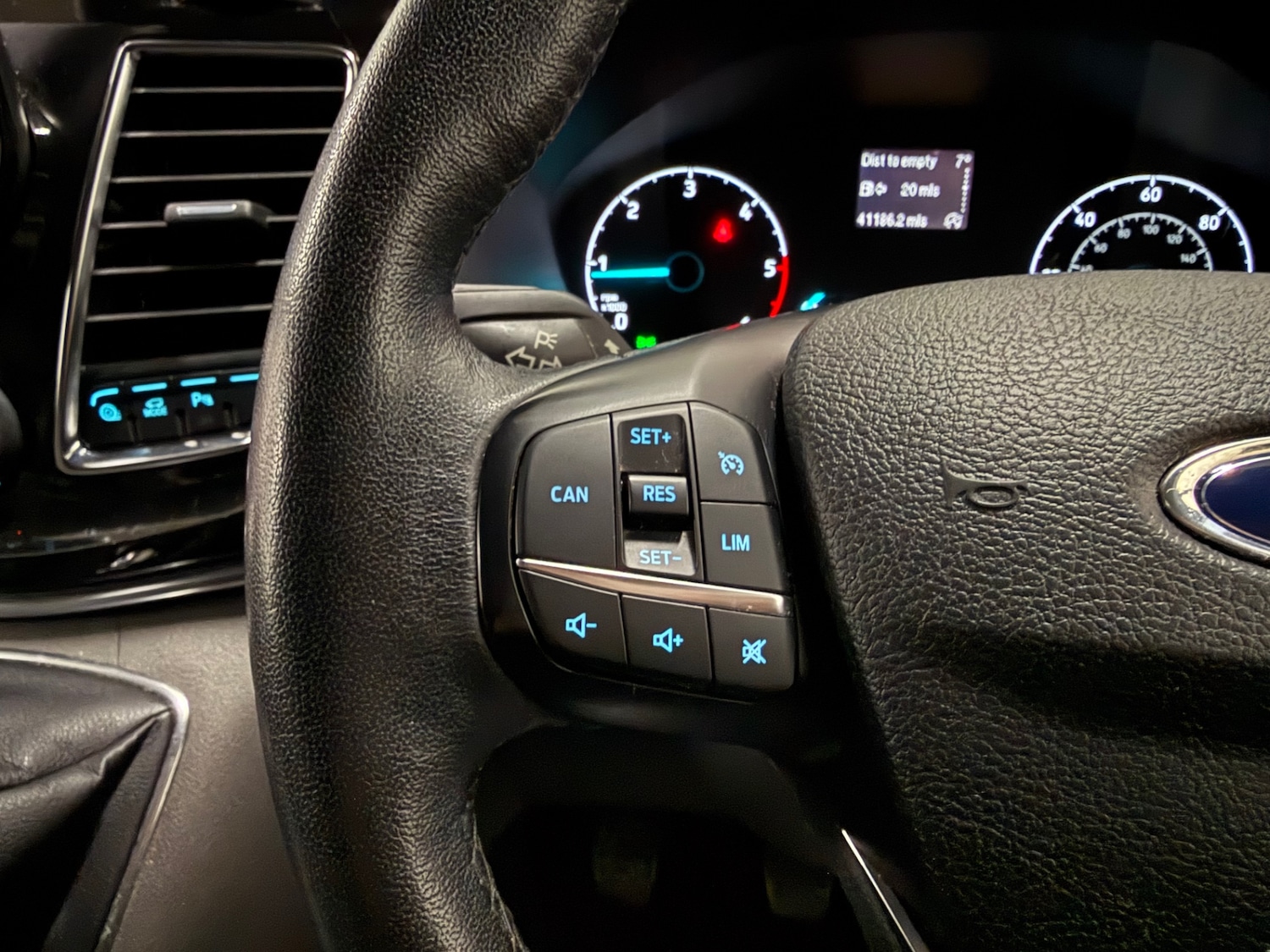 Used Ford Tourneo Custom 2020 for sale - 76780086: Photo 32