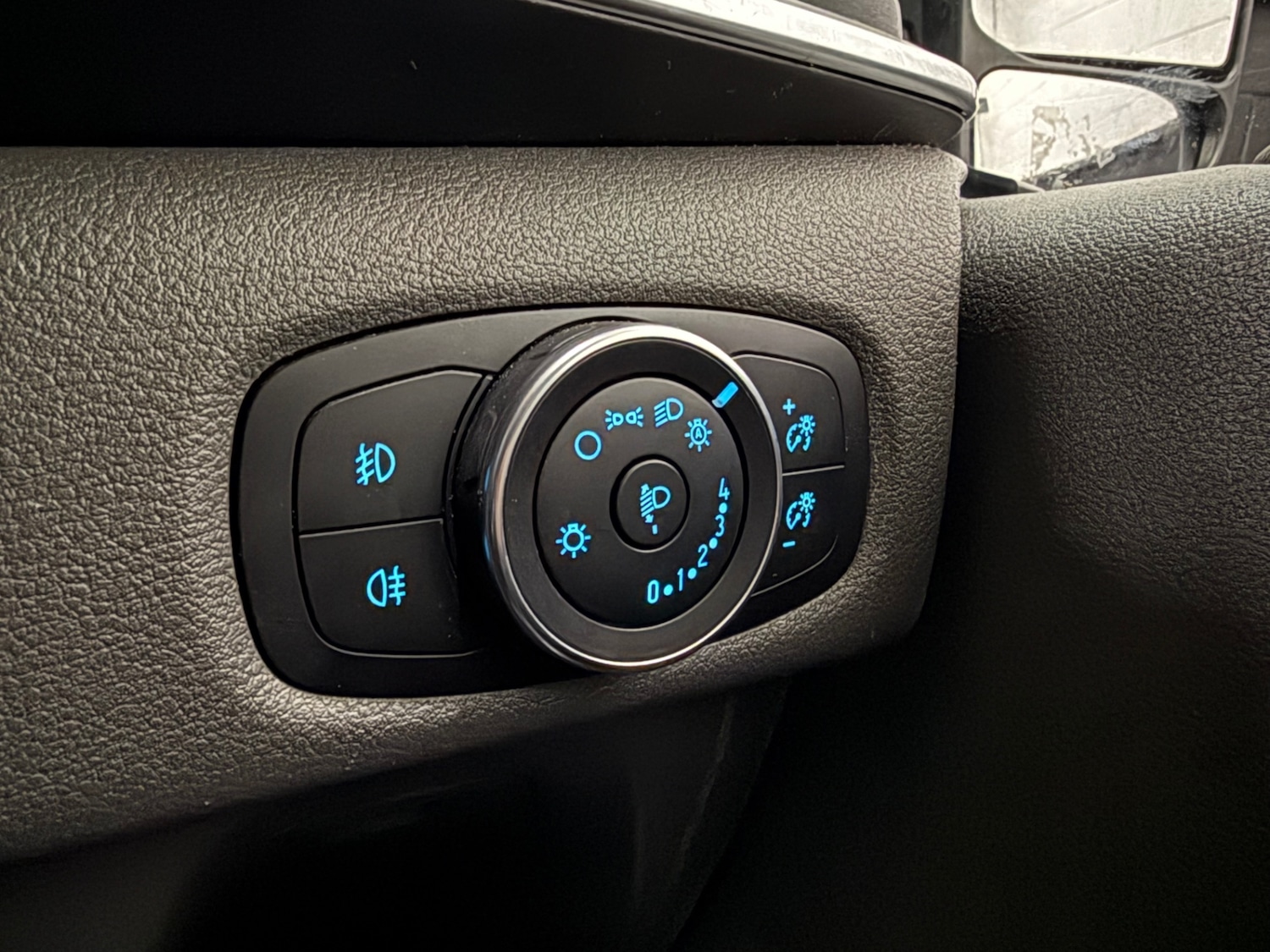 Used Ford Tourneo Custom 2020 for sale - 76780086: Photo 37