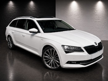 Used Skoda Superb 2016 for sale - 78329109: Photo