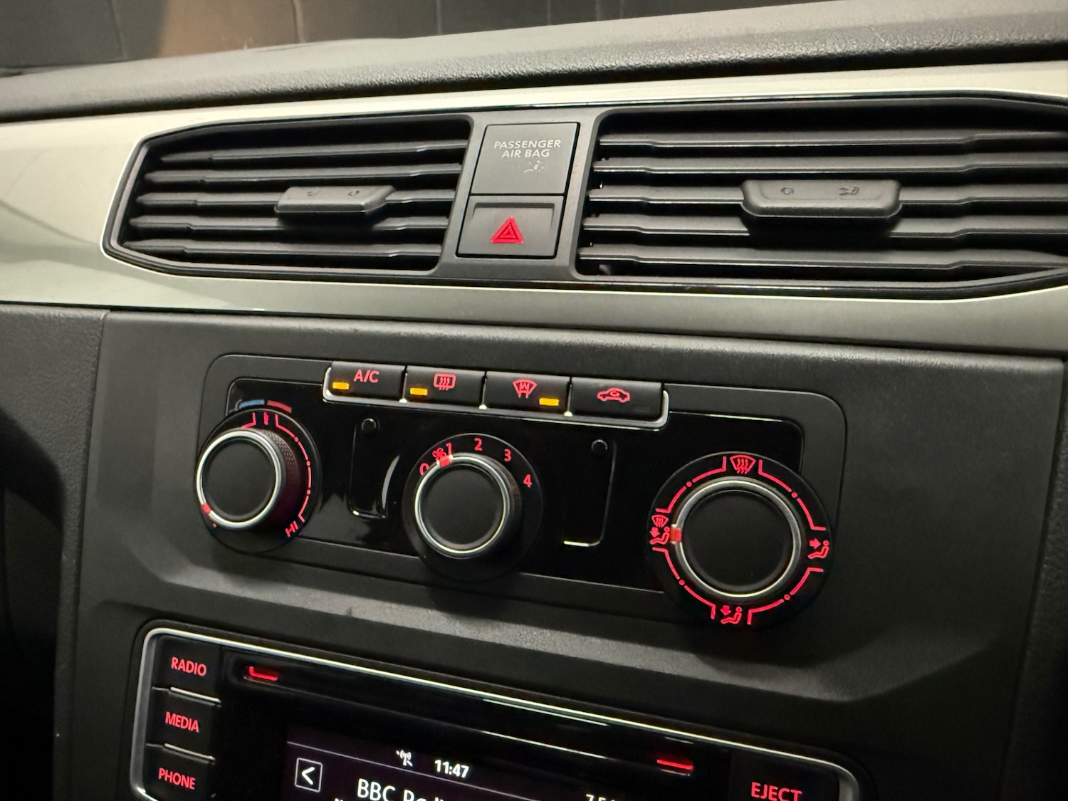 Used Volkswagen Caddy Maxi Life 2016 for sale - 77137767: Photo 27