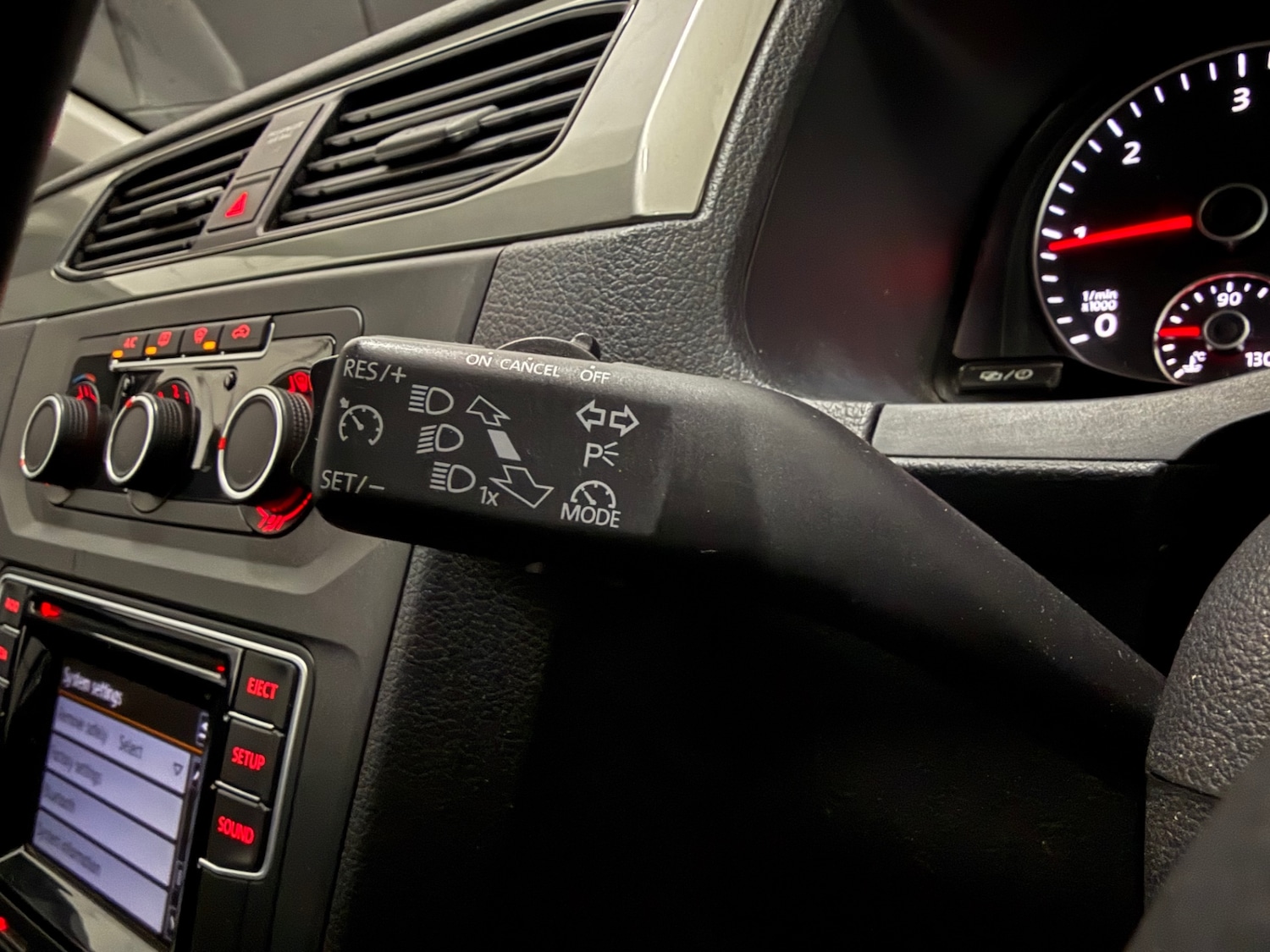 Used Volkswagen Caddy Maxi Life 2016 for sale - 77137767: Photo 32