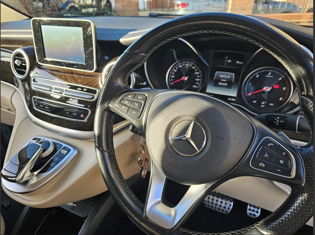 Used Mercedes-Benz V-Class 2016 for sale - 76627035: Photo 6