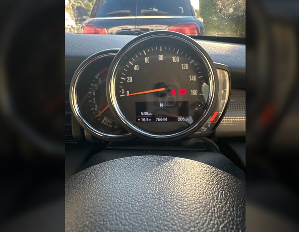 Used MINI Hatch 2019 for sale - 76264477: Photo 9