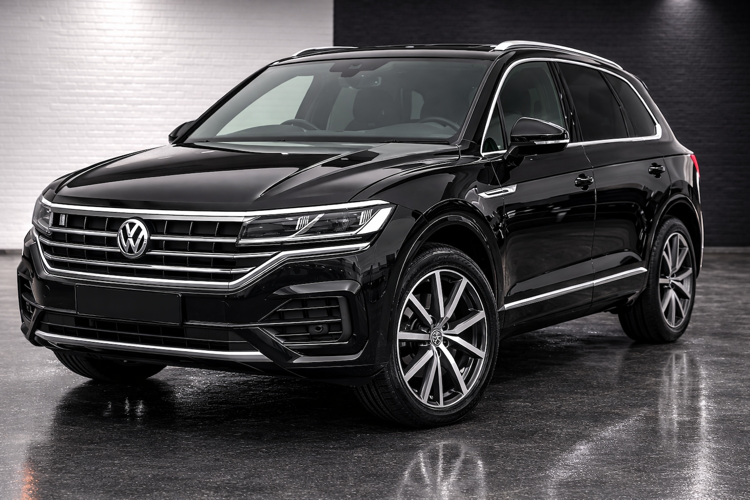 Used Volkswagen Touareg 2018 for sale - 77812784: Photo 6