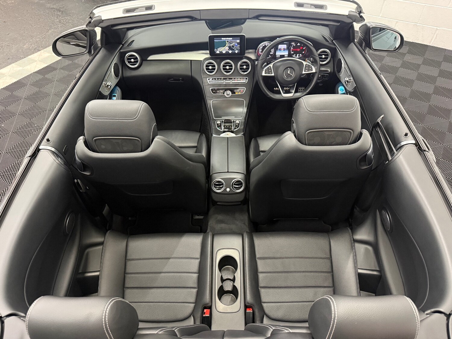 Used Mercedes-Benz C Class 2017 for sale - 76449417: Photo 11