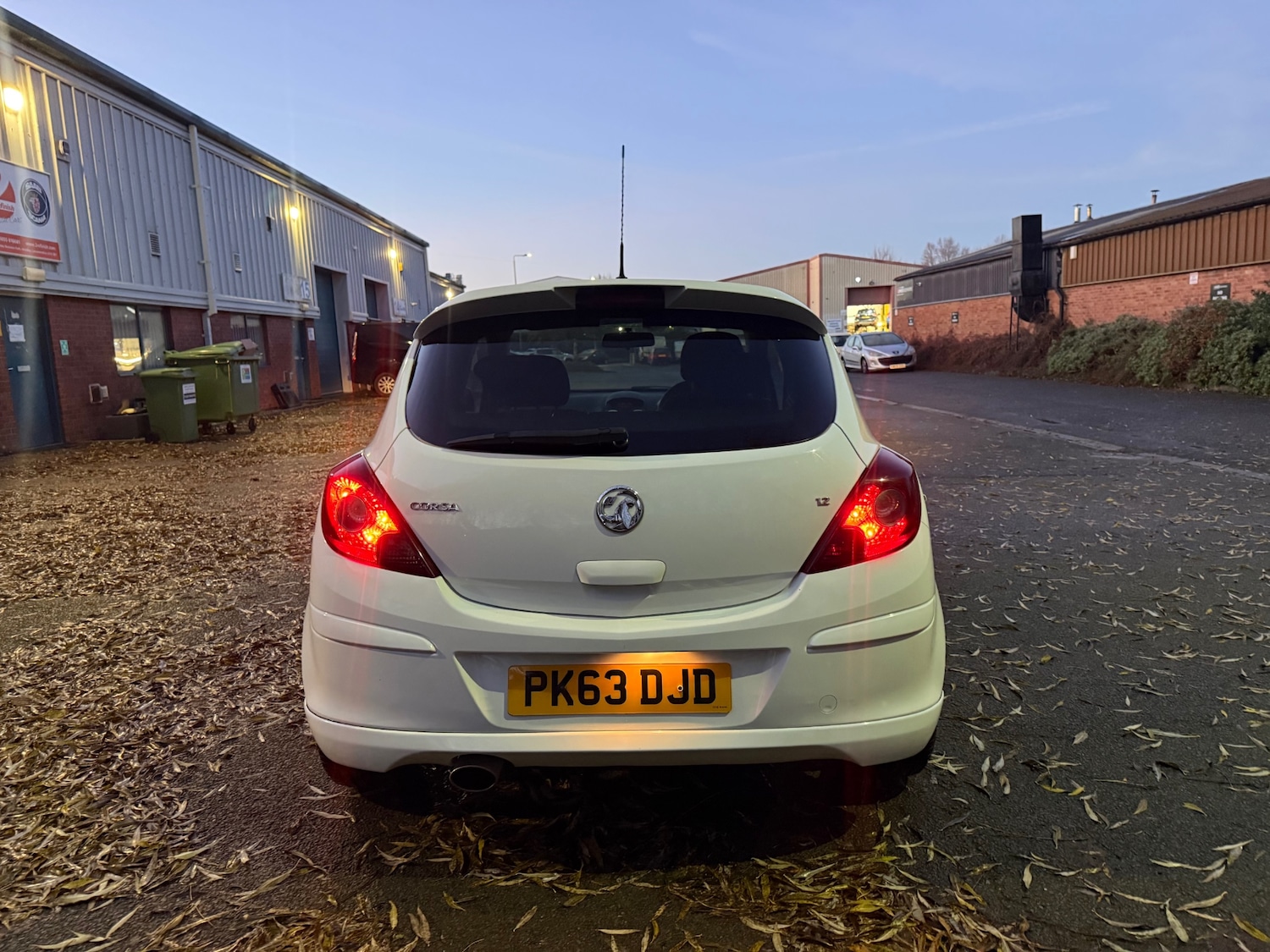Used Vauxhall Corsa 2013 for sale - 76958239: Photo 4
