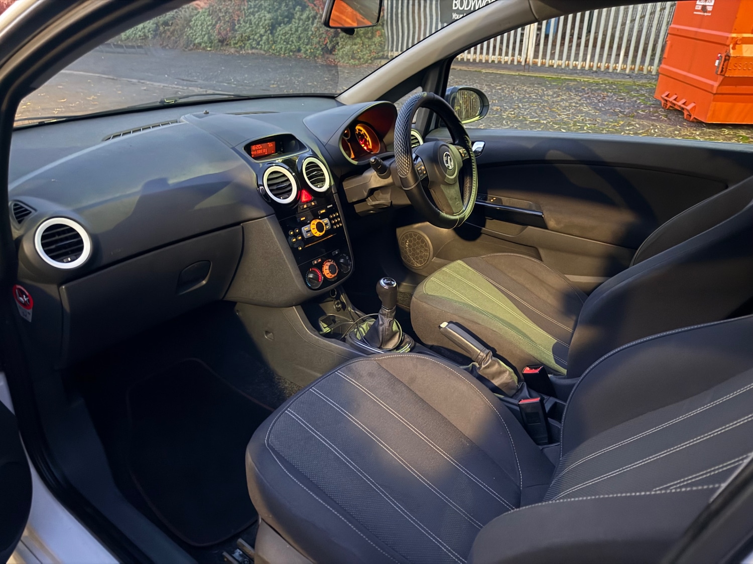 Used Vauxhall Corsa 2013 for sale - 76958239: Photo 9