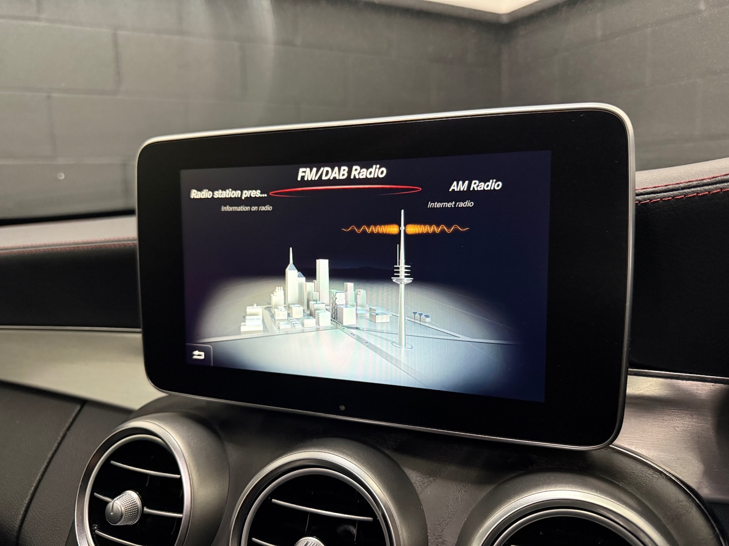 Used Mercedes-Benz C Class 2017 for sale - 77168617: Photo 22