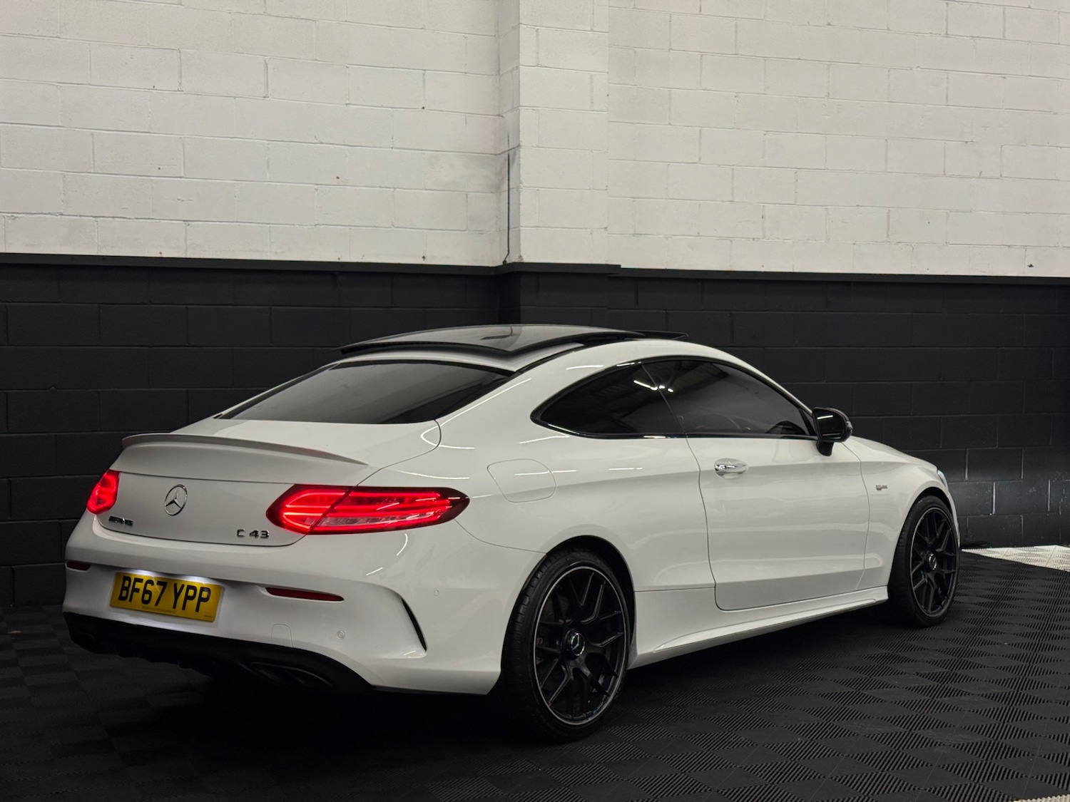 Used Mercedes-Benz C Class 2017 for sale - 77168617: Photo 3