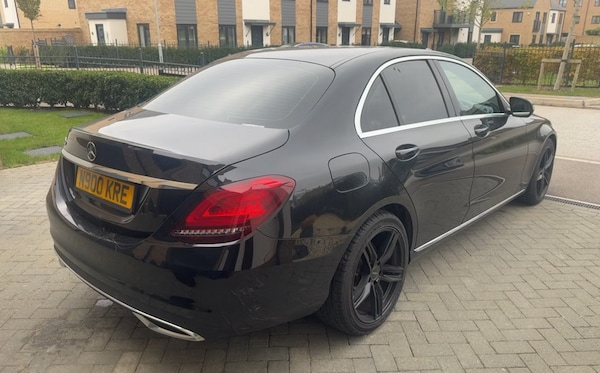 Used Mercedes-Benz C Class 2018 for sale - 76289181: Photo 3