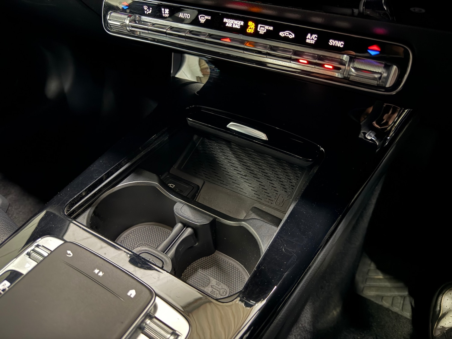 Used Mercedes-Benz CLA 2019 for sale - 77717717: Photo 35