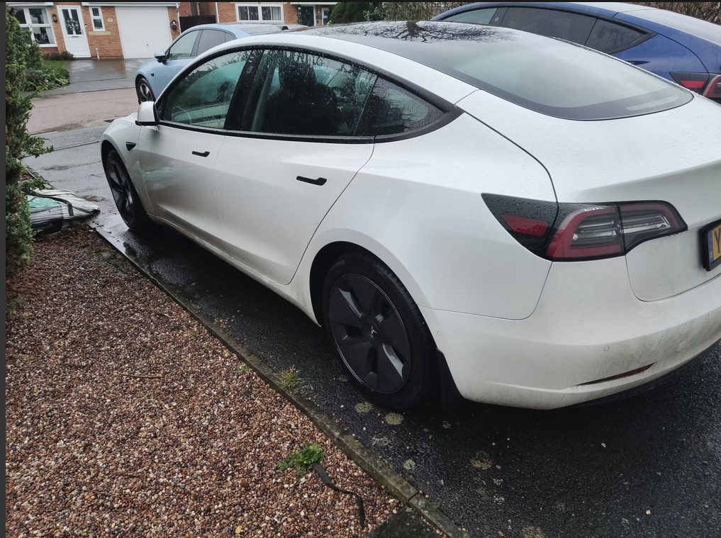 Used Tesla Model 3 2020 for sale - 77013121: Photo 5