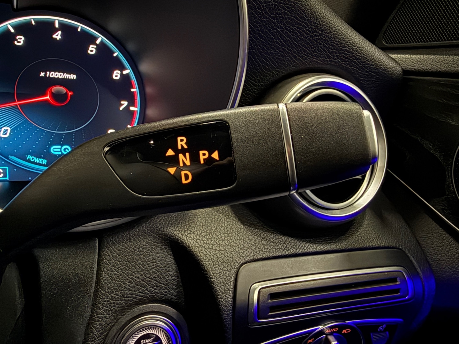 Used Mercedes-Benz C Class 2020 for sale - 77591999: Photo 39