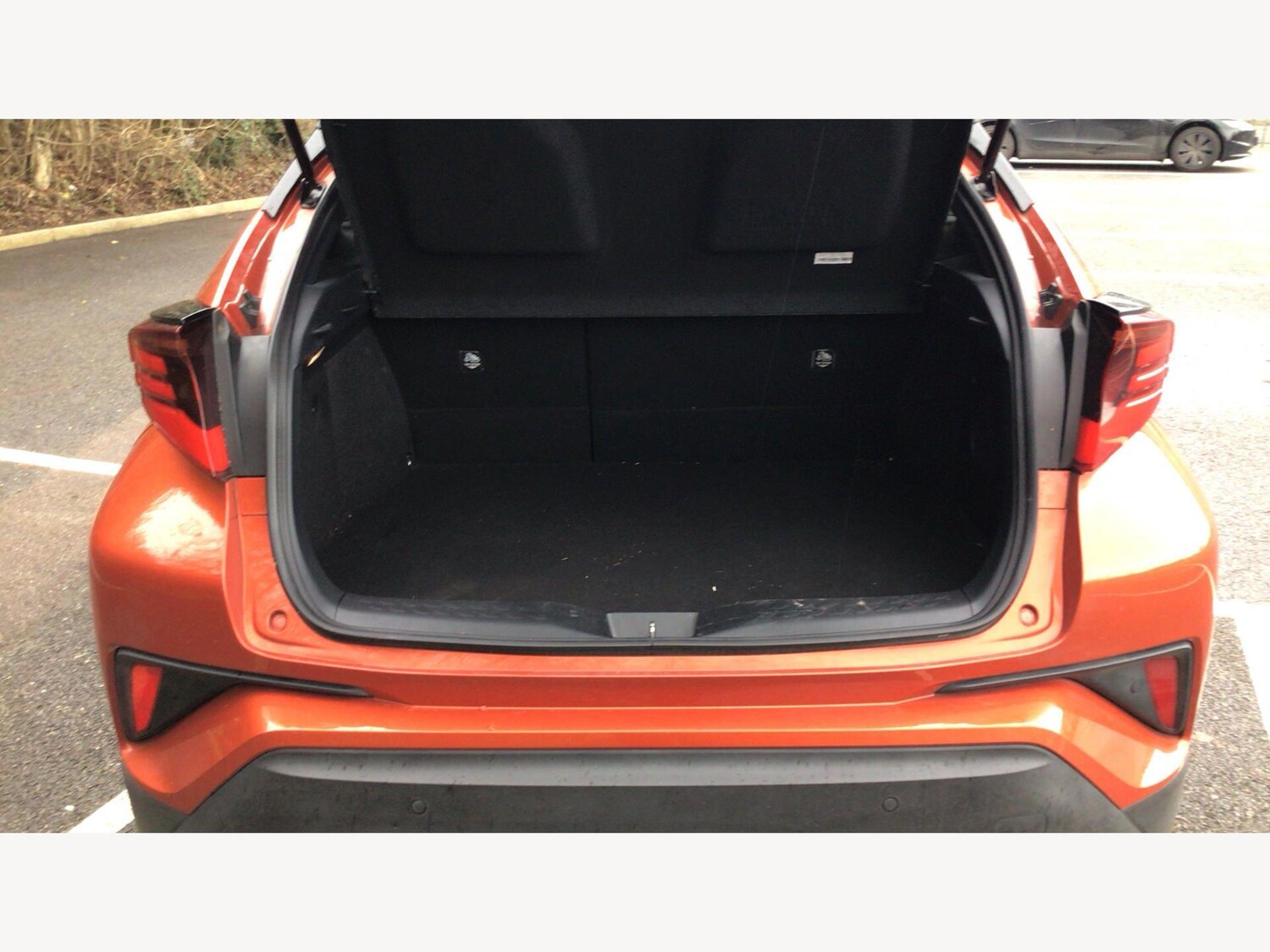 Used Toyota C-HR for sale - 77696847: Photo 17