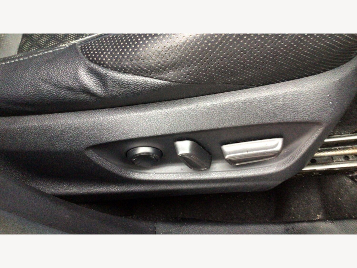 Used Toyota C-HR for sale - 77696847: Photo 30