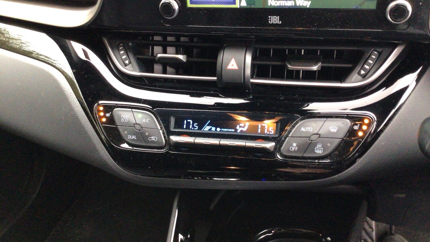 Used Toyota C-HR for sale - 77696847: Photo 33