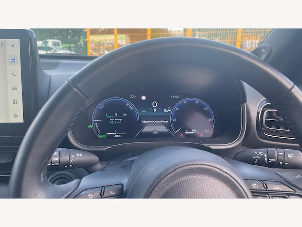 Used Toyota Yaris 2024 for sale - 75563084: Photo 11