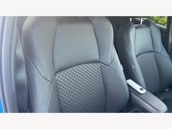 Used Toyota Yaris 2024 for sale - 75563084: Photo 31